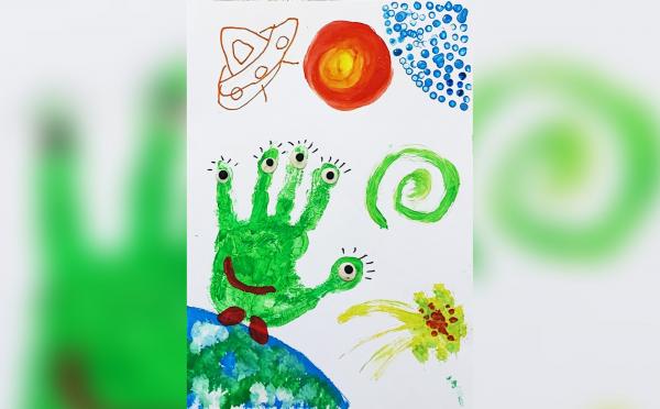 Конкурс рисунка «МИР ГЛАЗАМИ ДЕТЕЙ» Галерея "Космический гость" custom text
